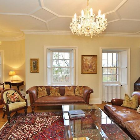 Ramsay Garden - Spacious 3-Bedroom Apartment Next To Edinburgh Castle Exteriör bild
