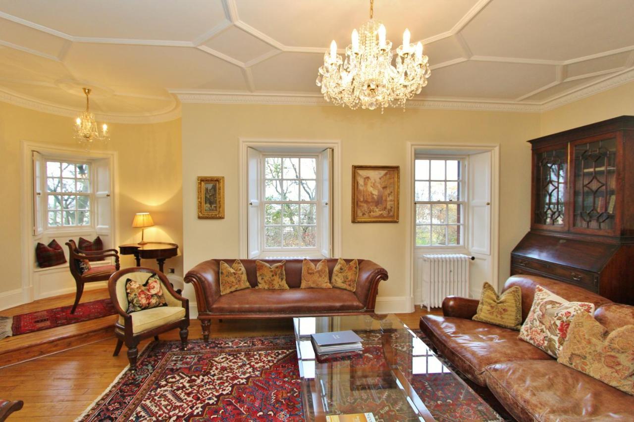 Ramsay Garden - Spacious 3-Bedroom Apartment Next To Edinburgh Castle Exteriör bild